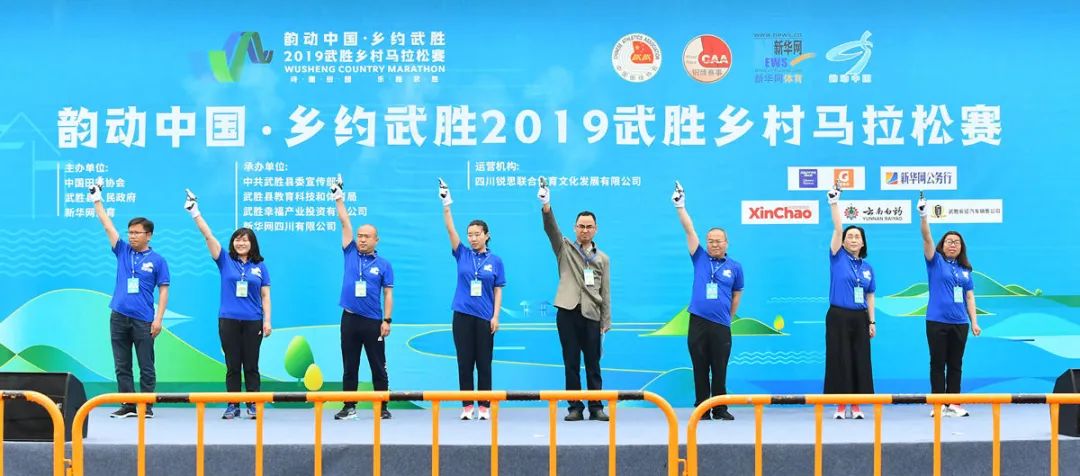 全场篮球比赛规则视频_全场篮球规则犯规技巧视频_视频全场篮球规则技巧犯规教学