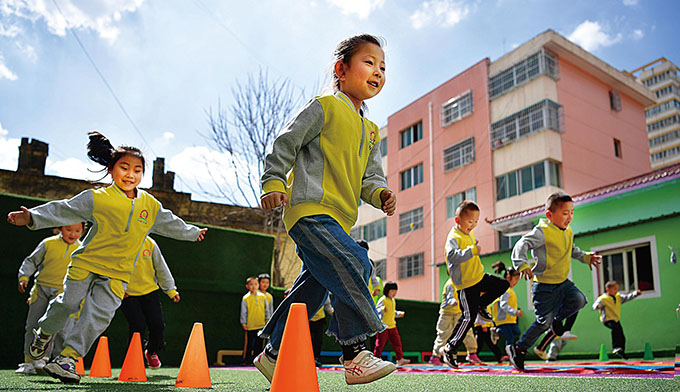 联赛足球榆林冠军是谁_榆林首届足球联赛冠军_联赛足球榆林冠军是哪一年
