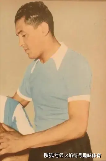 去年足球杯世界冠军_足球世界杯历史冠军球队_历史足球世界杯冠军排行榜