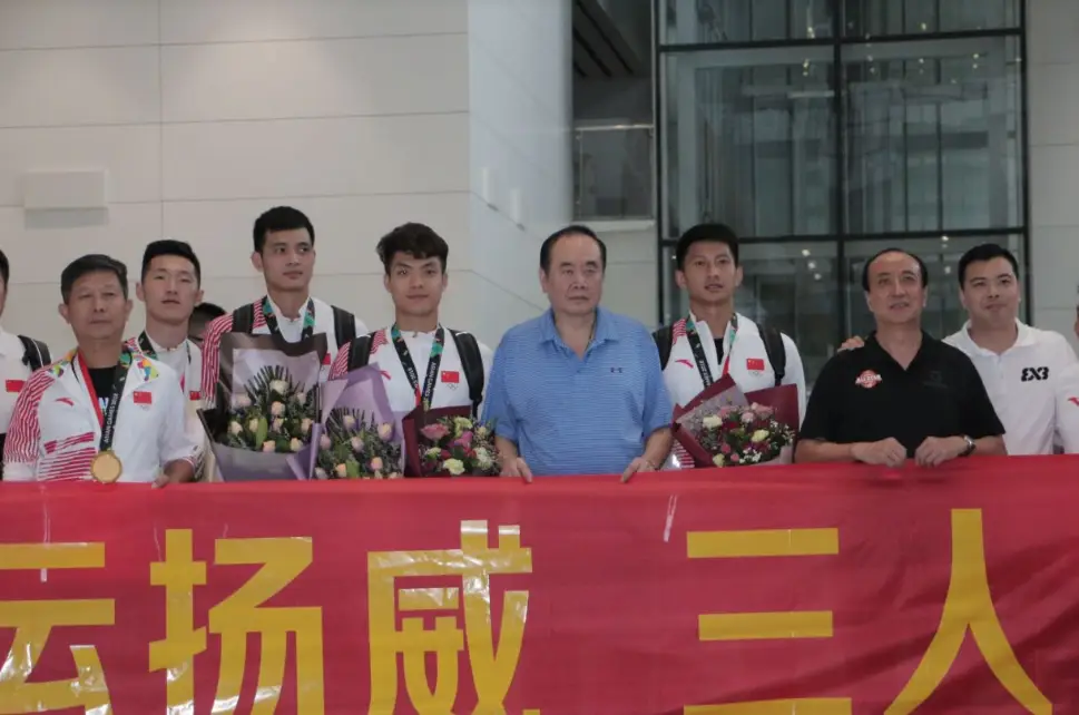 广东省篮球比赛第一名_广东省篮球联赛历届冠军_广东省小篮球联赛u6冠军